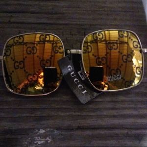 Gucci glasses